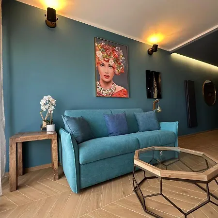 Onda Blu Apartment *